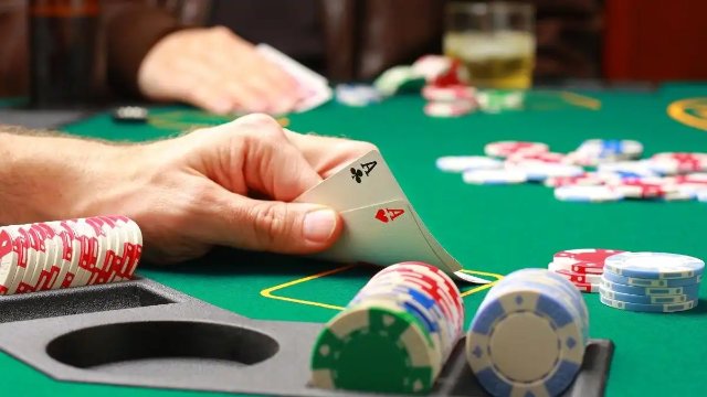 ТОП списки онлайн покер-румов: принципы формирования рейтингов